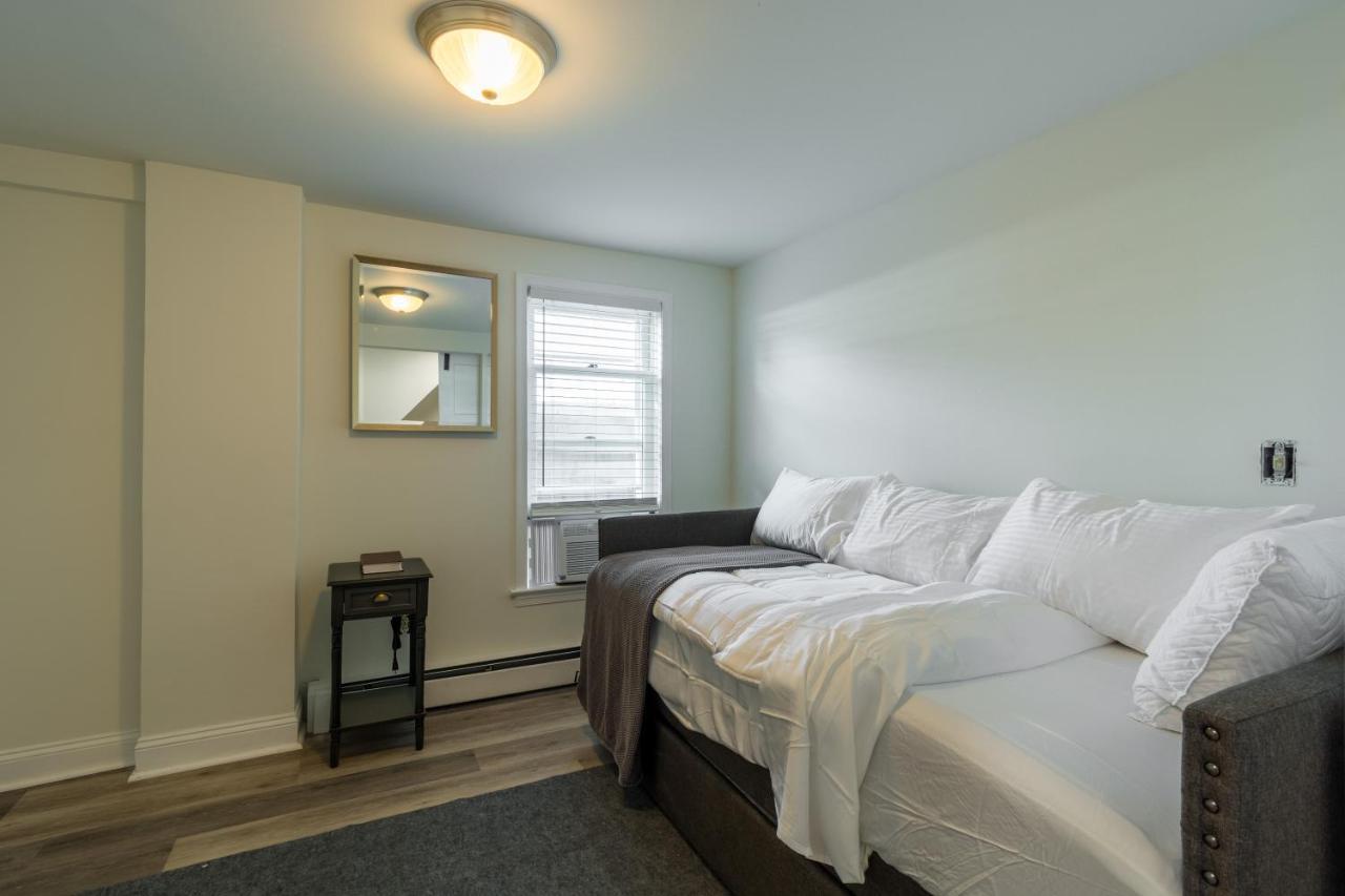 למברטוויל Luxurious Retreat, Parking, Restaurants, Near New Hope, 1Mile Delaware River מראה חיצוני תמונה