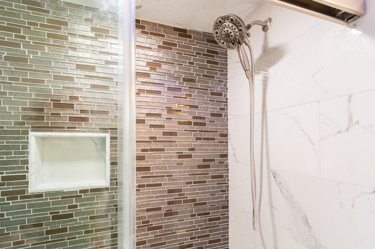 למברטוויל Luxurious Retreat, Parking, Restaurants, Near New Hope, 1Mile Delaware River מראה חיצוני תמונה